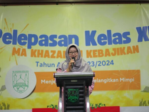 Wisuda Angkatan 17